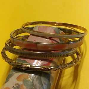 ❤️Vintage Bangles❤️